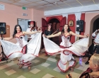 Белые костюмы